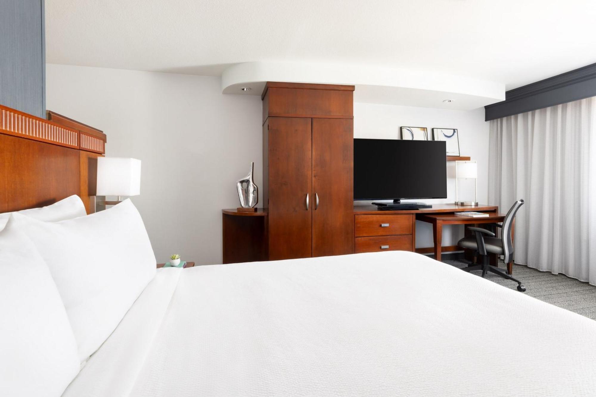 Courtyard By Marriott Las Vegas Stadium Area Екстер'єр фото