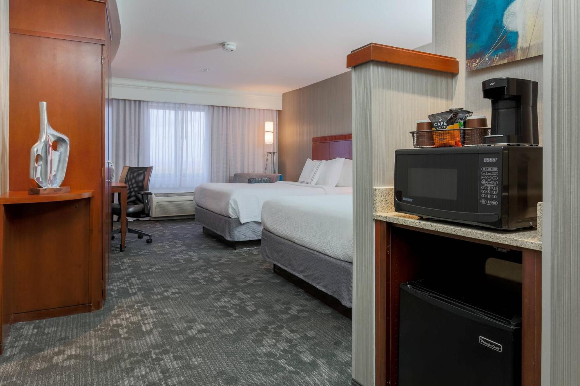 Courtyard By Marriott Las Vegas Stadium Area Екстер'єр фото