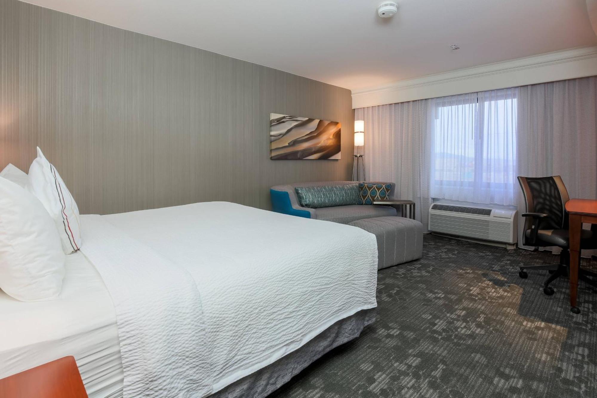 Courtyard By Marriott Las Vegas Stadium Area Екстер'єр фото