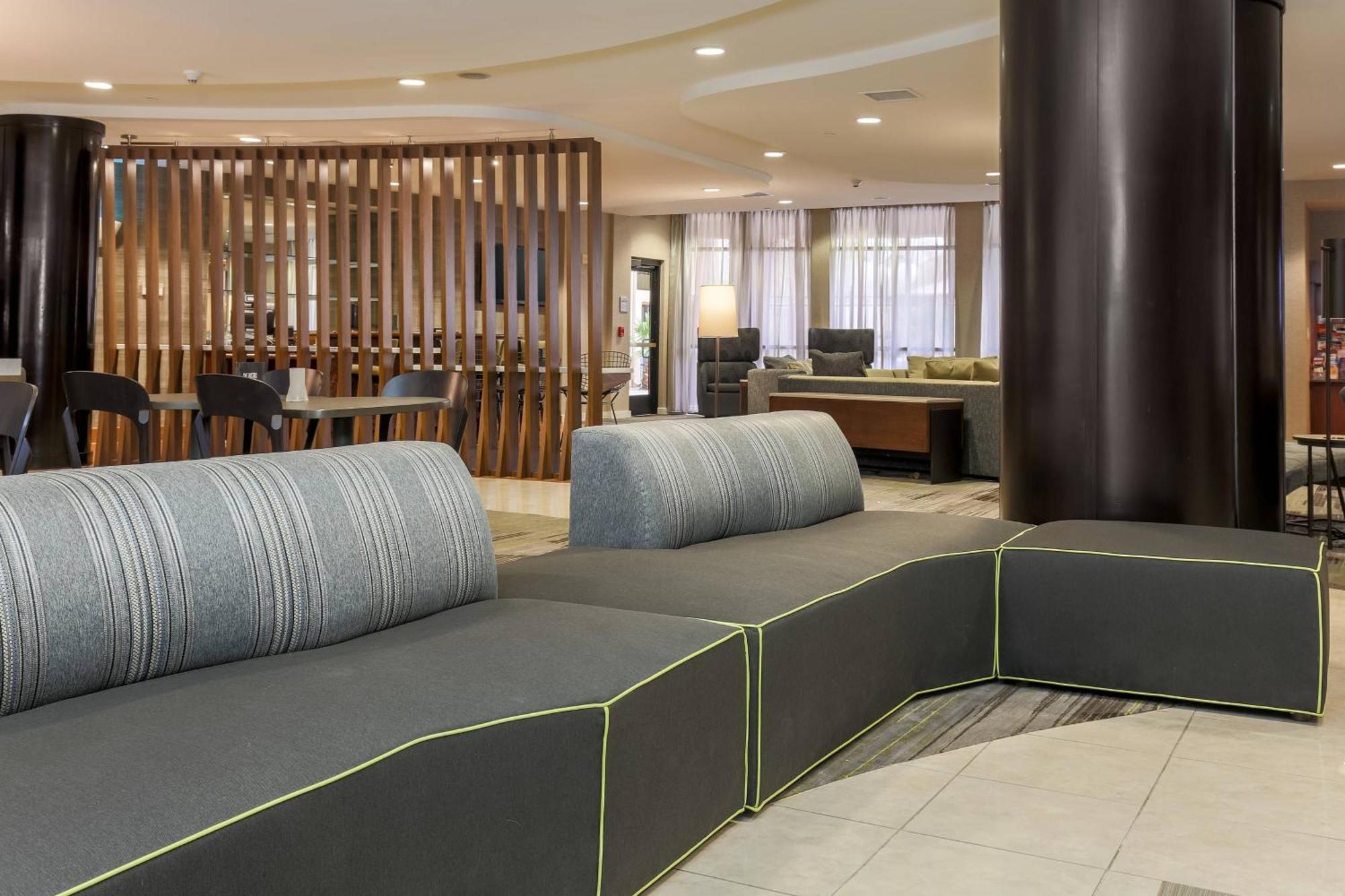 Courtyard By Marriott Las Vegas Stadium Area Екстер'єр фото