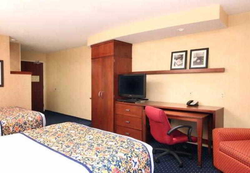Courtyard By Marriott Las Vegas Stadium Area Номер фото